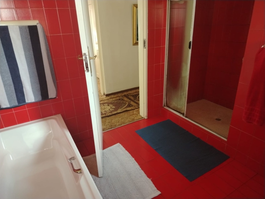 7 Bedroom Property for Sale in Reyno Ridge Mpumalanga