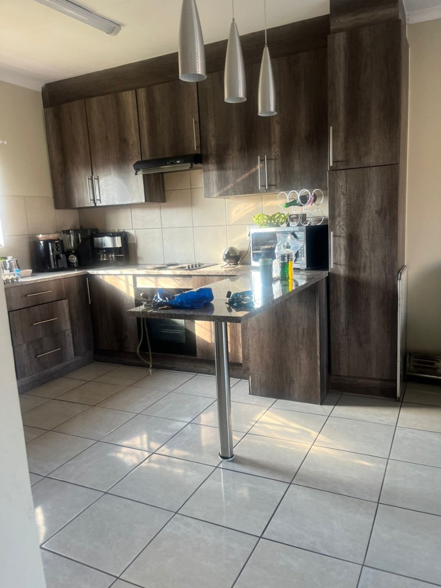 To Let 3 Bedroom Property for Rent in Witbank Ext 10 Mpumalanga