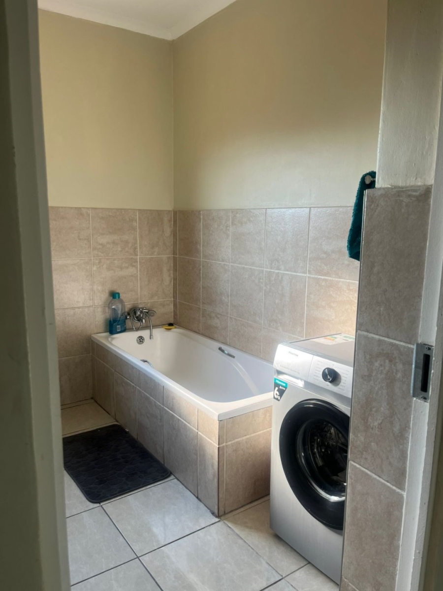 To Let 3 Bedroom Property for Rent in Witbank Ext 10 Mpumalanga