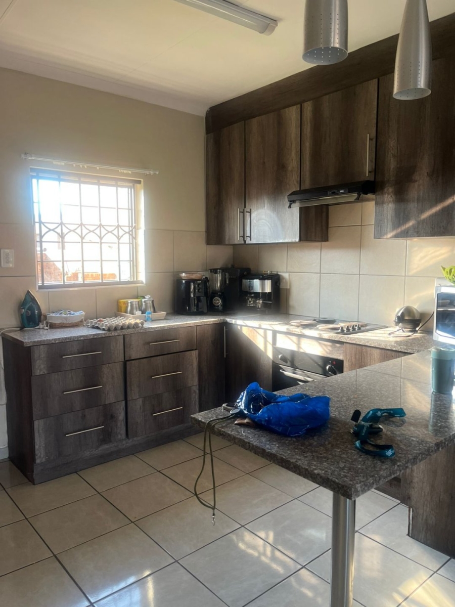 To Let 3 Bedroom Property for Rent in Witbank Ext 10 Mpumalanga