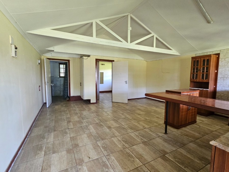 Commercial Property for Sale in White River Estates Mpumalanga