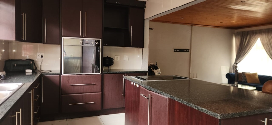 4 Bedroom Property for Sale in Sunset Park Mpumalanga