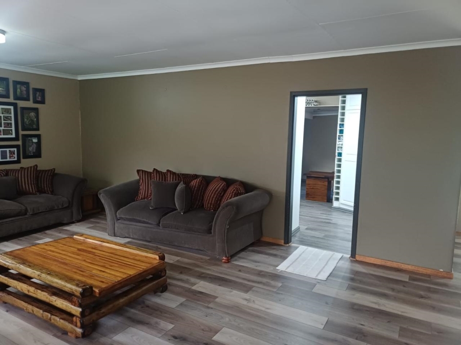 4 Bedroom Property for Sale in Secunda Mpumalanga
