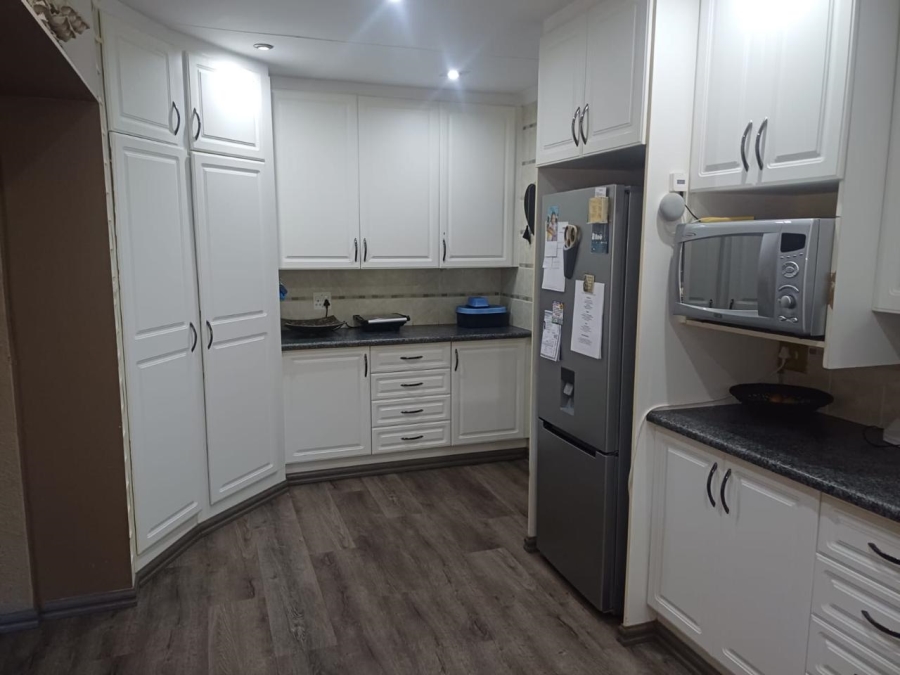 4 Bedroom Property for Sale in Secunda Mpumalanga