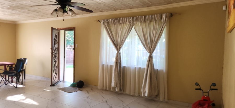 4 Bedroom Property for Sale in Cosmosrand Mpumalanga