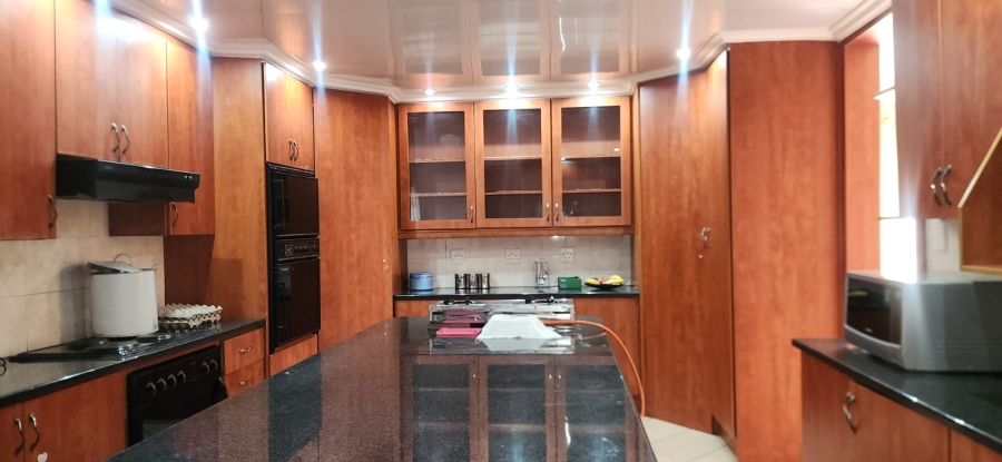 4 Bedroom Property for Sale in Cosmosrand Mpumalanga