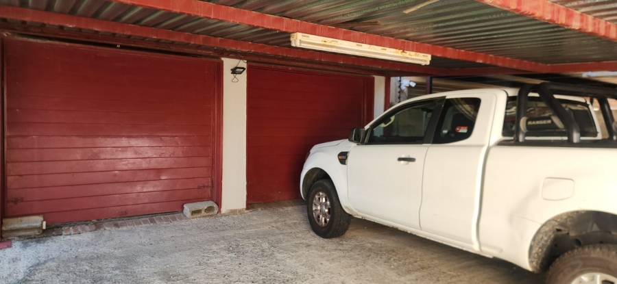 4 Bedroom Property for Sale in Cosmosrand Mpumalanga