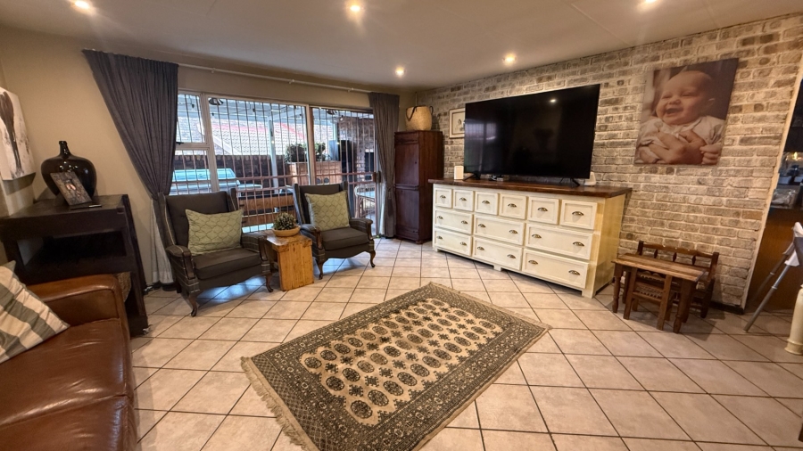3 Bedroom Property for Sale in Aerorand Mpumalanga