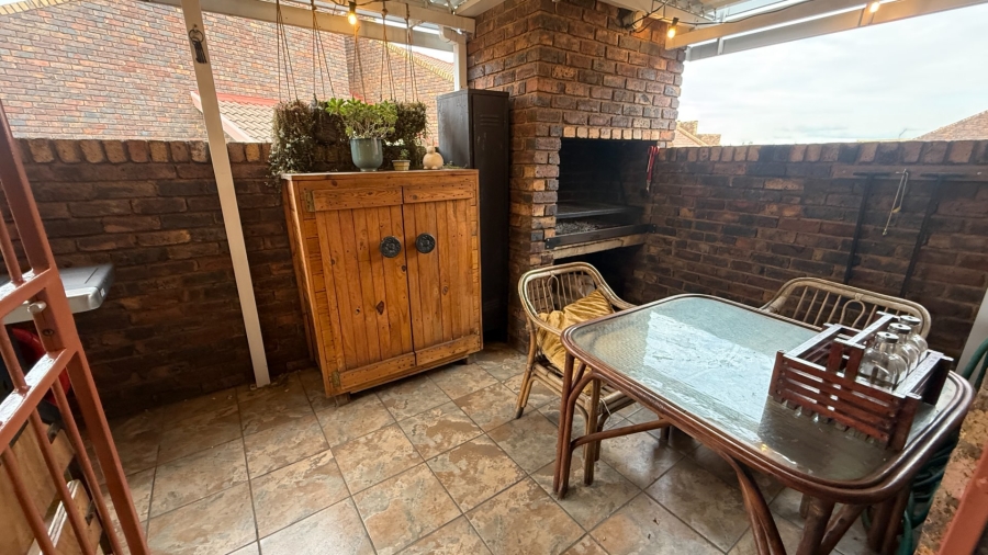 3 Bedroom Property for Sale in Aerorand Mpumalanga