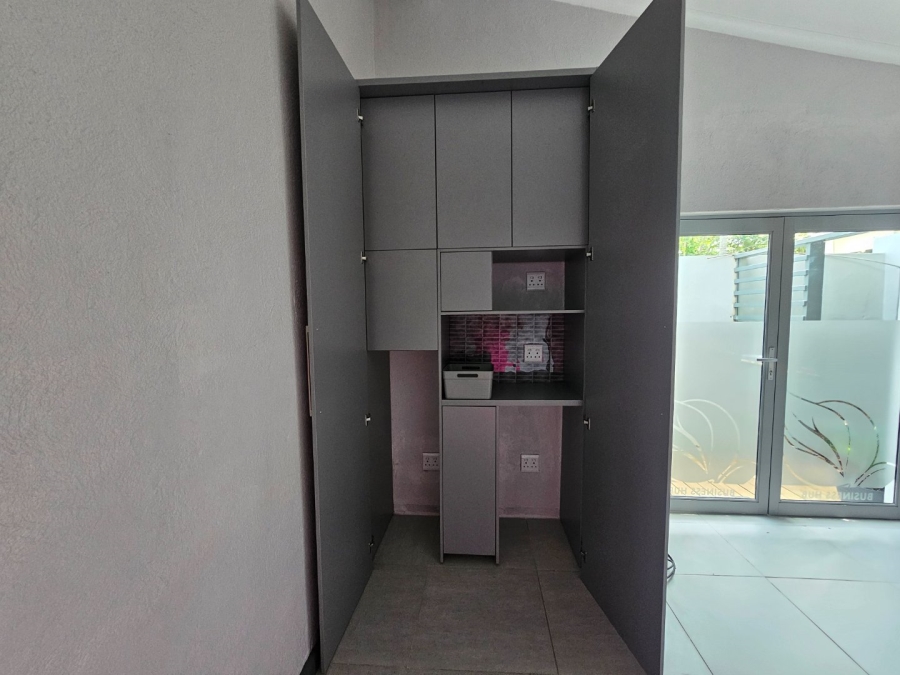 To Let commercial Property for Rent in White River Ext 1 Mpumalanga