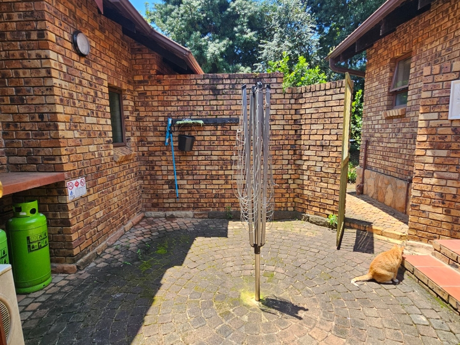 4 Bedroom Property for Sale in White River Country Estate Mpumalanga