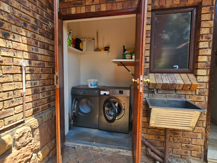 4 Bedroom Property for Sale in White River Country Estate Mpumalanga