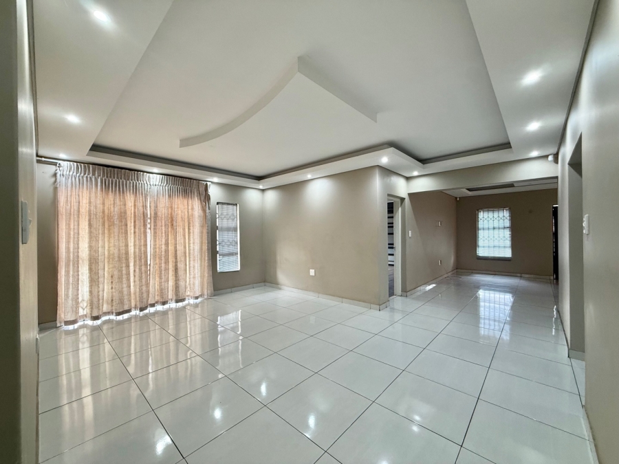 To Let 4 Bedroom Property for Rent in Aerorand Mpumalanga