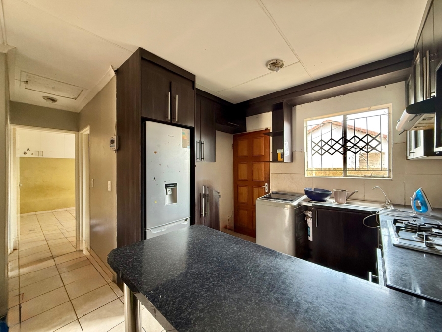 To Let 2 Bedroom Property for Rent in Hlalamandi Mpumalanga