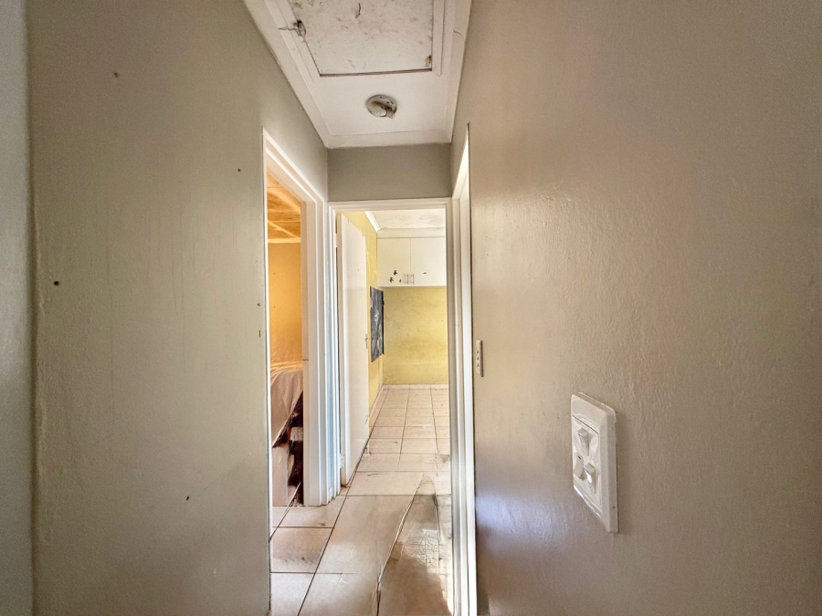 To Let 2 Bedroom Property for Rent in Hlalamandi Mpumalanga