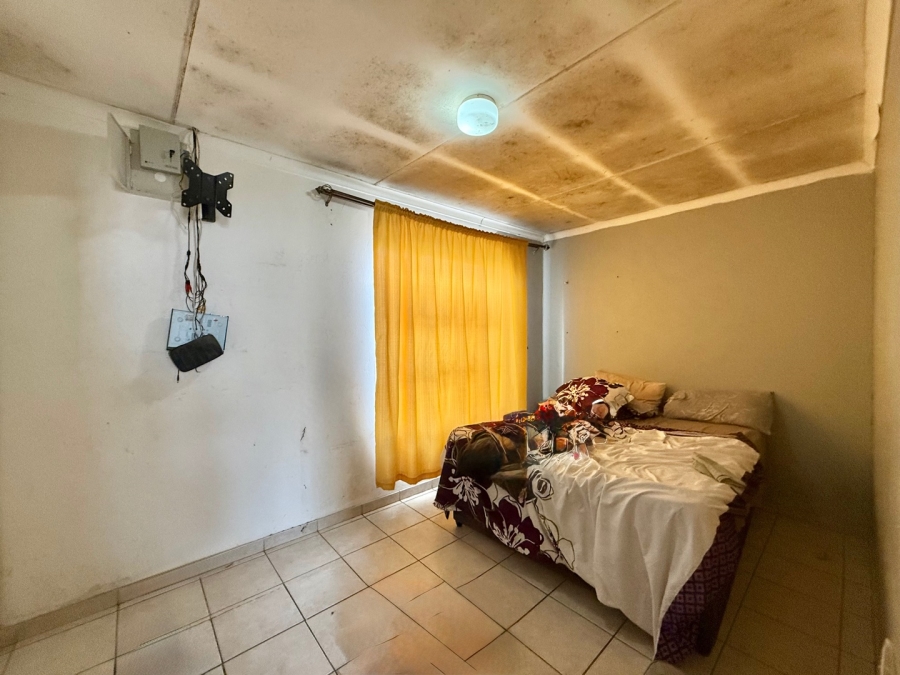 To Let 2 Bedroom Property for Rent in Hlalamandi Mpumalanga