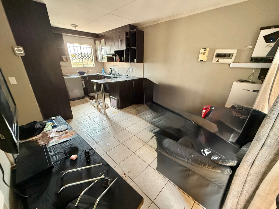 2 Bedroom Property for Sale in Hlalamandi Mpumalanga