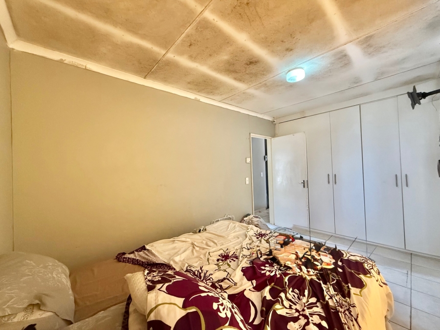 2 Bedroom Property for Sale in Hlalamandi Mpumalanga