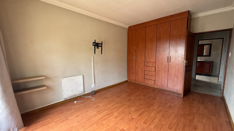 3 Bedroom Property for Sale in Gholfsig Mpumalanga