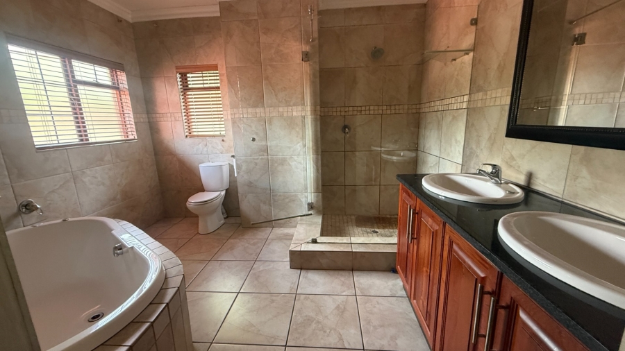3 Bedroom Property for Sale in Gholfsig Mpumalanga