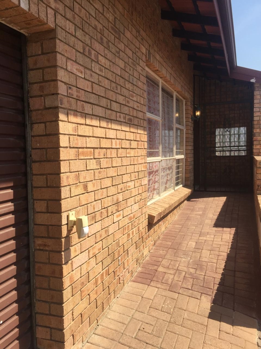 To Let 3 Bedroom Property for Rent in Evander Mpumalanga