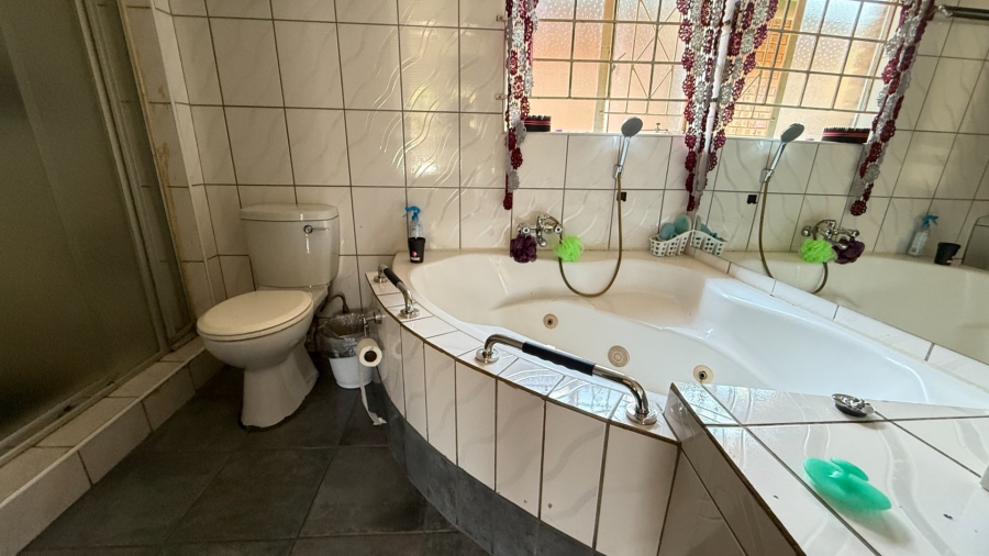 2 Bedroom Property for Sale in Aerorand Mpumalanga