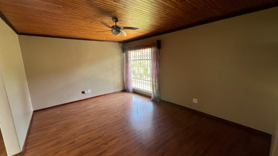 4 Bedroom Property for Sale in Kruinpark Mpumalanga