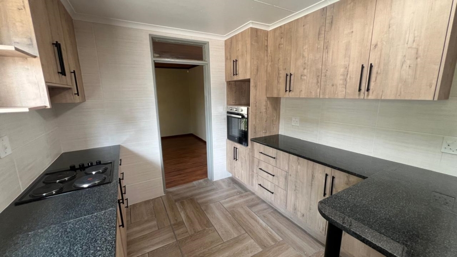 4 Bedroom Property for Sale in Kruinpark Mpumalanga