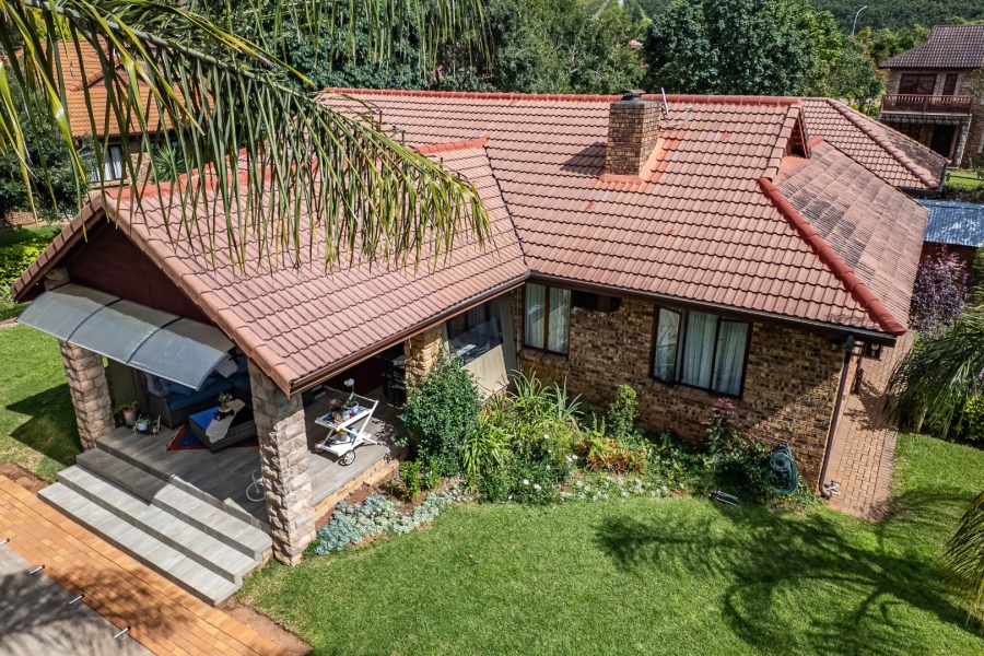 4 Bedroom Property for Sale in White River Country Estate Mpumalanga
