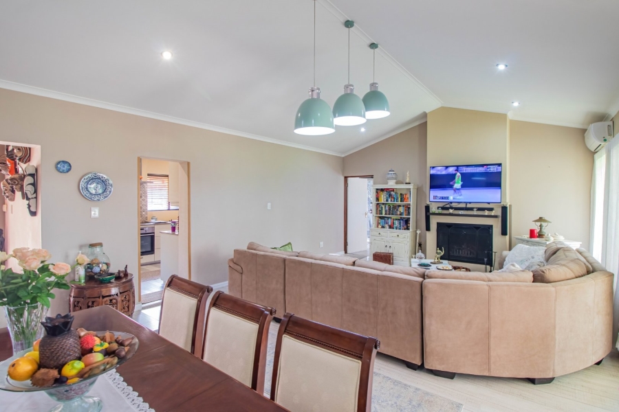 4 Bedroom Property for Sale in White River Country Estate Mpumalanga