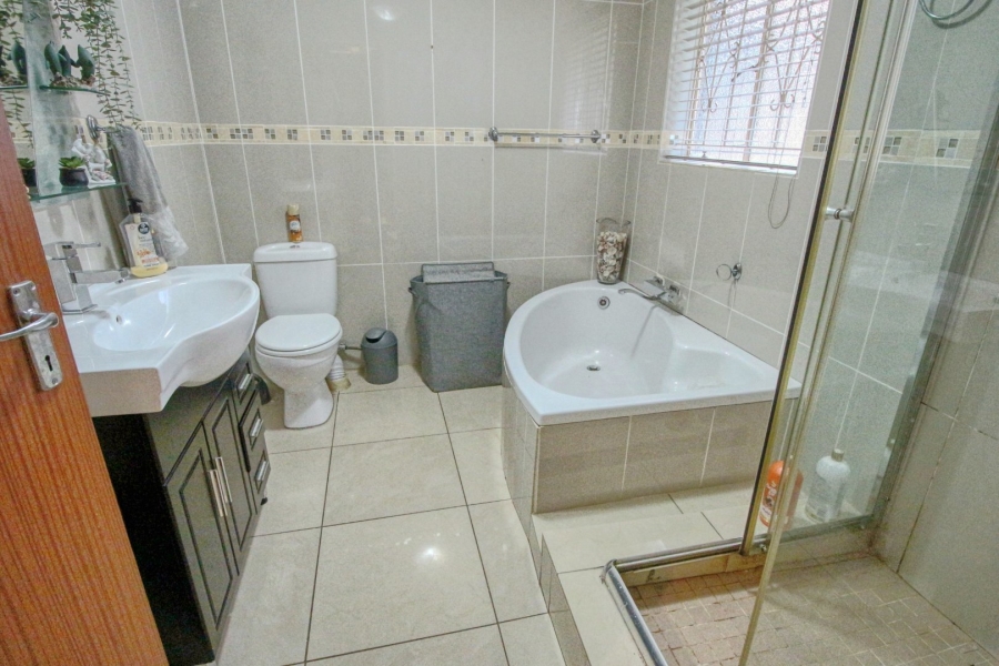 To Let 3 Bedroom Property for Rent in Kingsview Ext 3 Mpumalanga