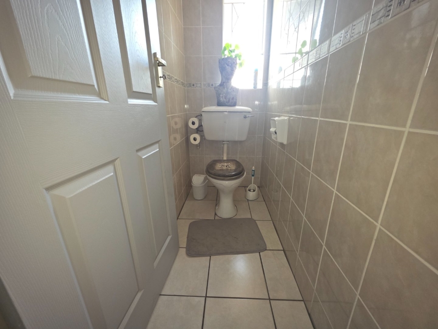 3 Bedroom Property for Sale in Cosmosrand Mpumalanga