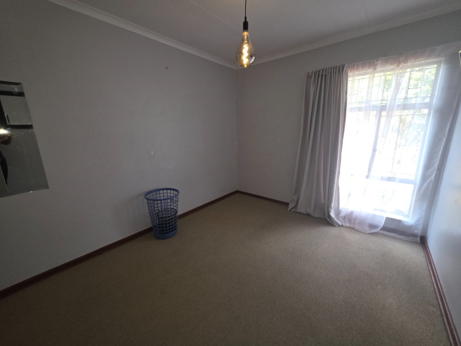 3 Bedroom Property for Sale in Cosmosrand Mpumalanga