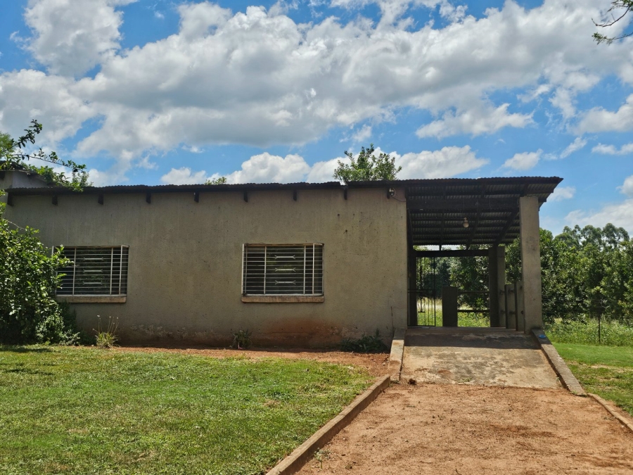 Commercial Property for Sale in White River Estates Mpumalanga