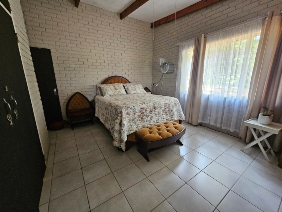 Commercial Property for Sale in White River Estates Mpumalanga