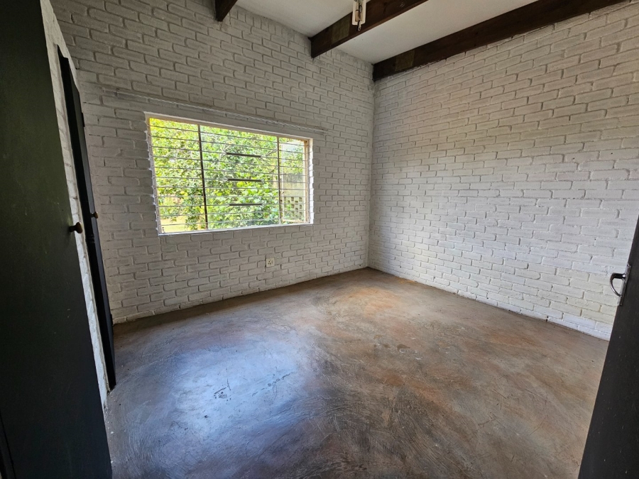 Commercial Property for Sale in White River Estates Mpumalanga