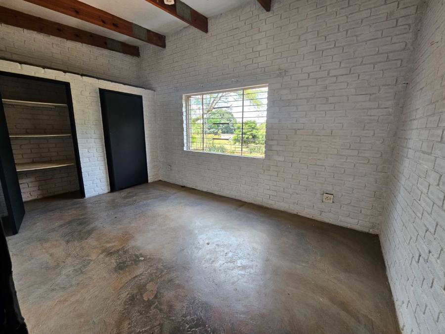 Commercial Property for Sale in White River Estates Mpumalanga