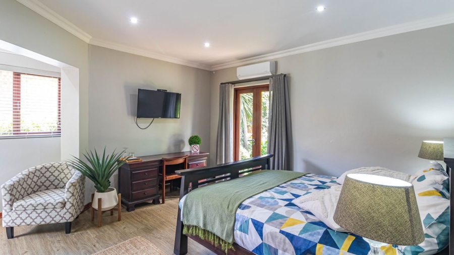 5 Bedroom Property for Sale in White River Country Estate Mpumalanga