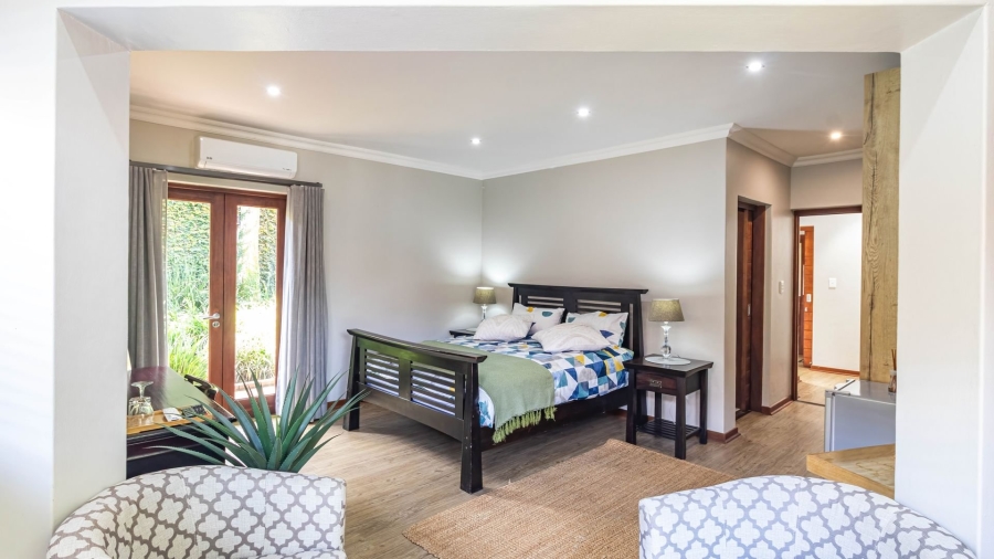 5 Bedroom Property for Sale in White River Country Estate Mpumalanga