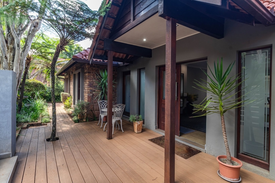 5 Bedroom Property for Sale in White River Country Estate Mpumalanga