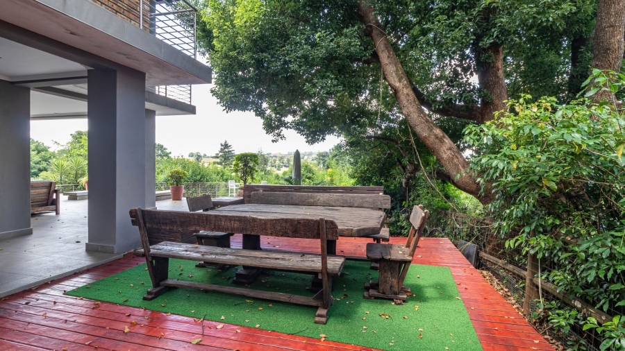 5 Bedroom Property for Sale in White River Country Estate Mpumalanga