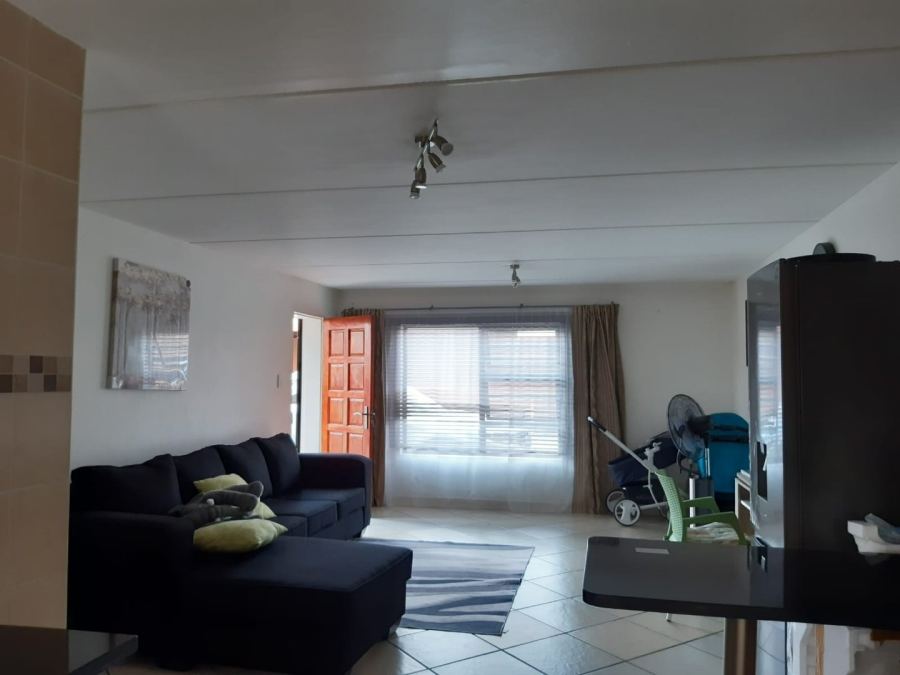 To Let 2 Bedroom Property for Rent in Noordrand Mpumalanga
