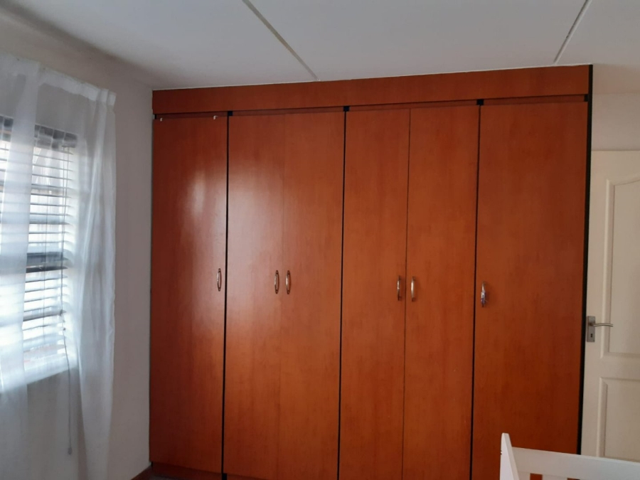 To Let 2 Bedroom Property for Rent in Noordrand Mpumalanga