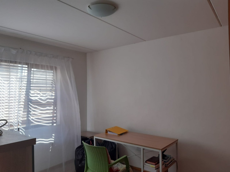 To Let 2 Bedroom Property for Rent in Noordrand Mpumalanga