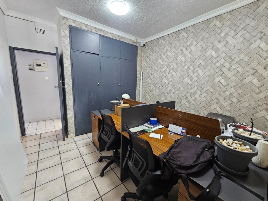  Bedroom Property for Sale in Nelspruit Ext 2 Mpumalanga