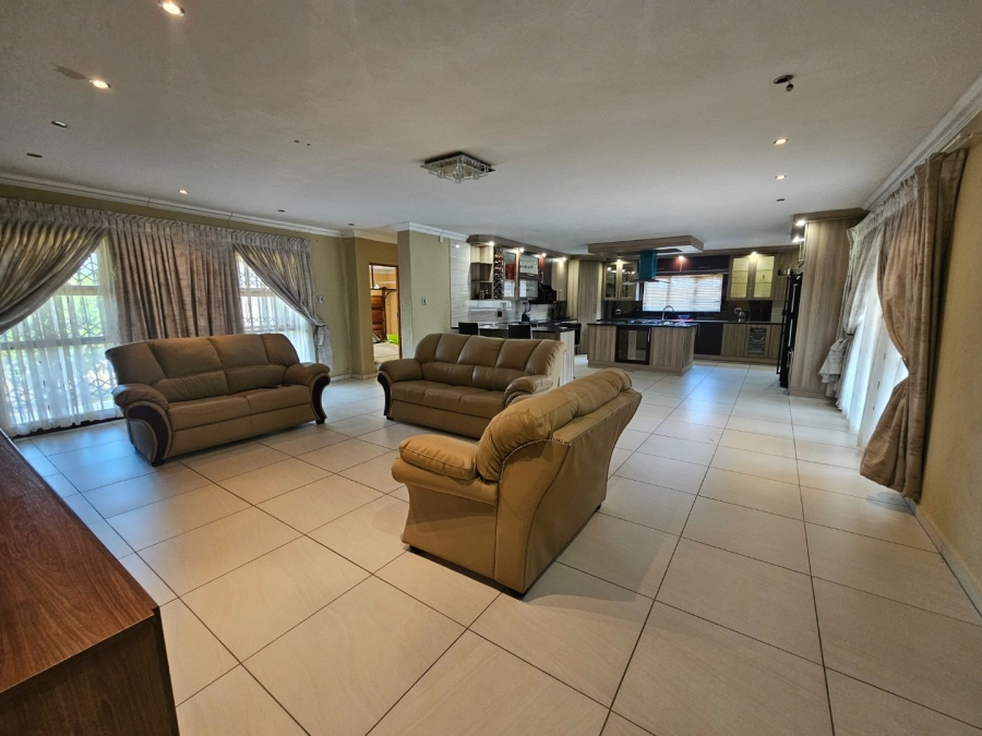 Bedroom Property for Sale in White River Ext 49 Mpumalanga
