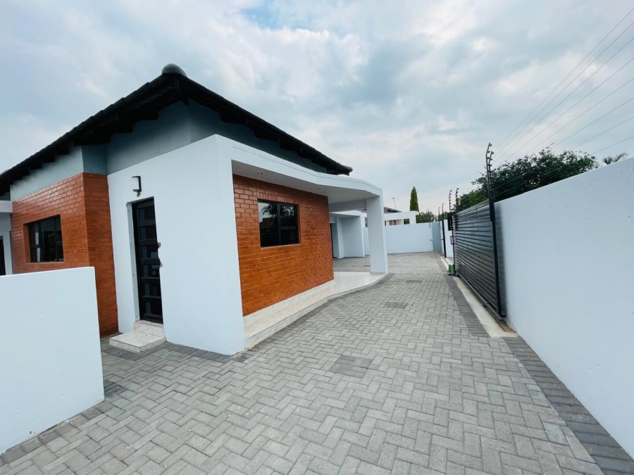 4 Bedroom Property for Sale in Aerorand Mpumalanga