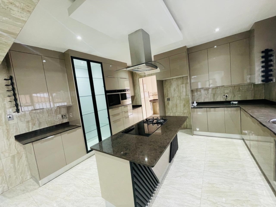 4 Bedroom Property for Sale in Aerorand Mpumalanga