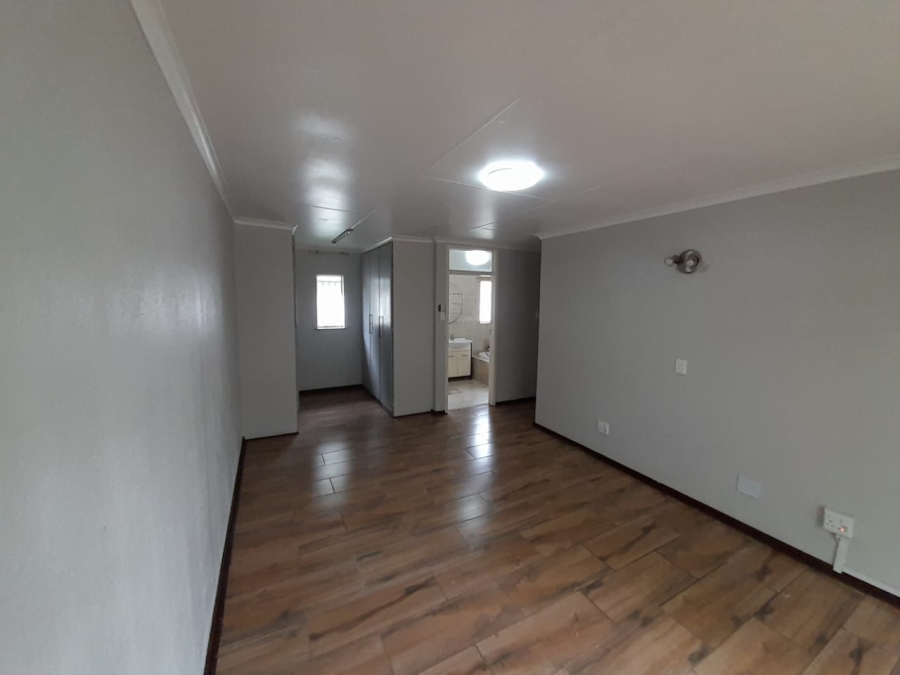 4 Bedroom Property for Sale in Suidheuwel Mpumalanga