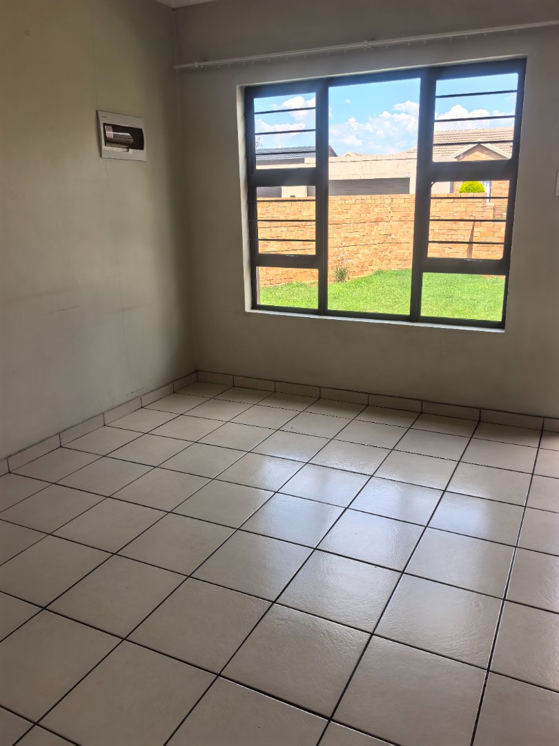 To Let 3 Bedroom Property for Rent in Marelden Mpumalanga